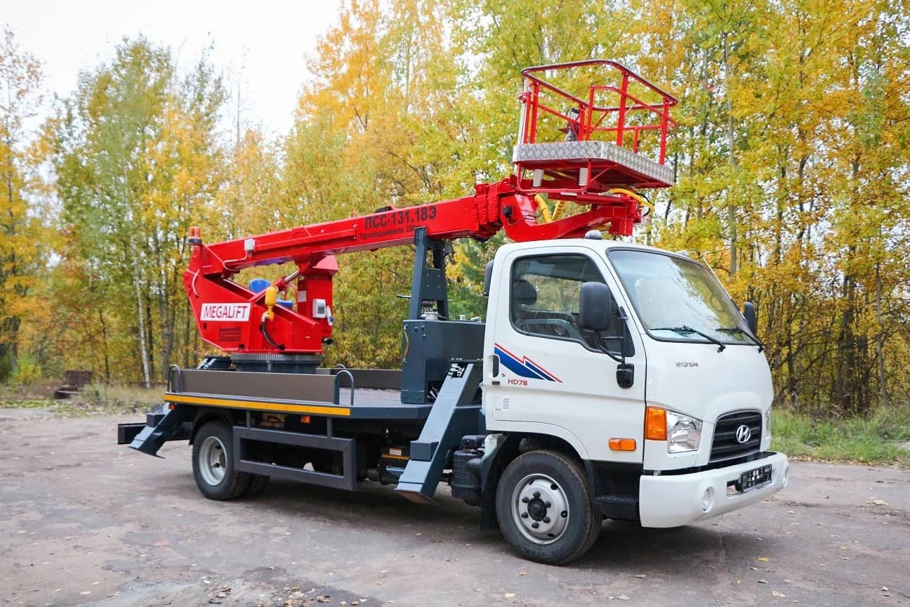 Автовышка 15-20 метров, грузоподъемность корзины 300 кг Аренда автовышки Автовышка 15-20 метров